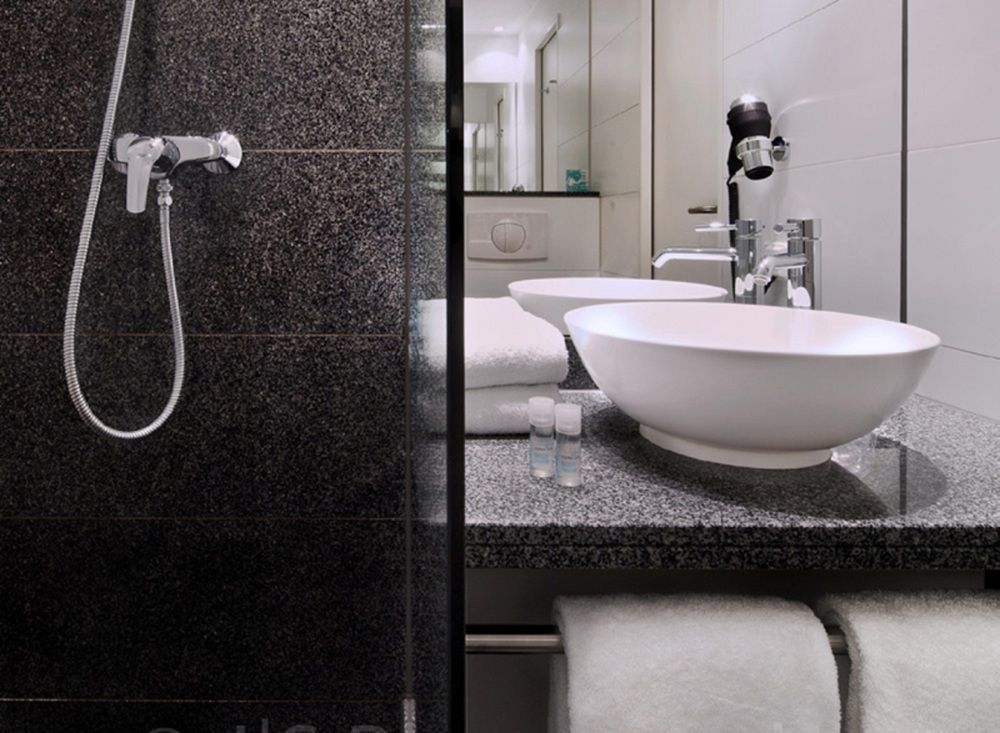 Motel One Stuttgart-Mitte ห้อง รูปภาพ