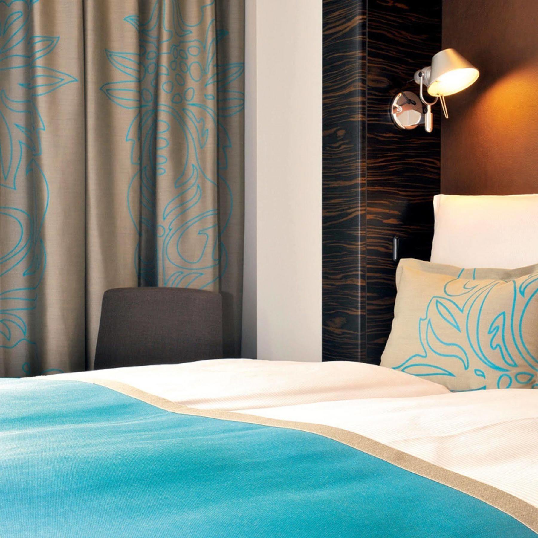 Motel One Stuttgart-Mitte ห้อง รูปภาพ